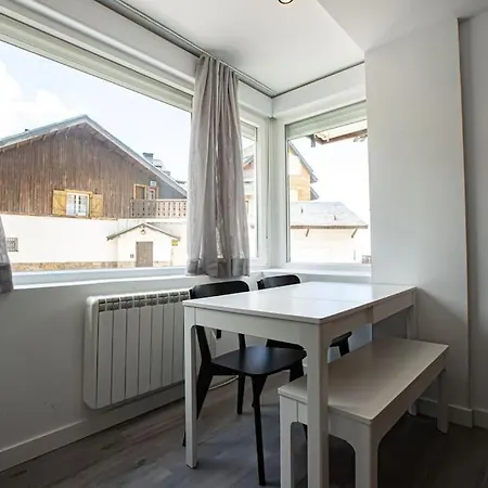 Apartment Holidays Slalom 1 Dorm & Parking