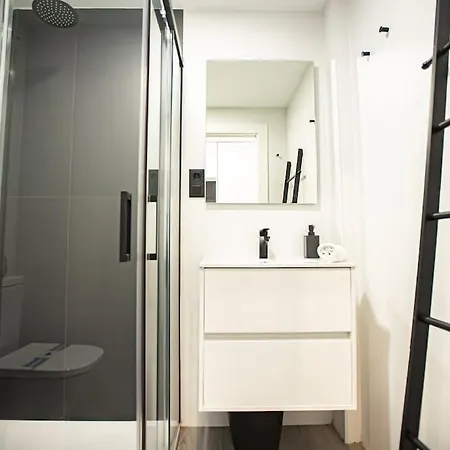 Holidays Slalom 1 Dorm & Parking Apartment *
