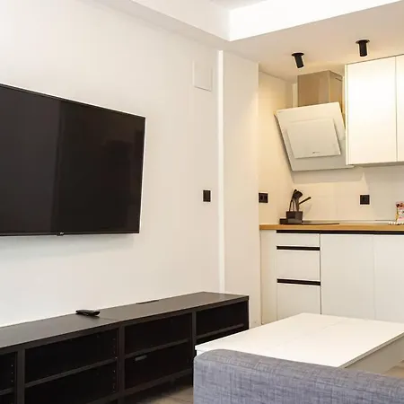 Apartment Holidays Slalom 1 Dorm & Parking *